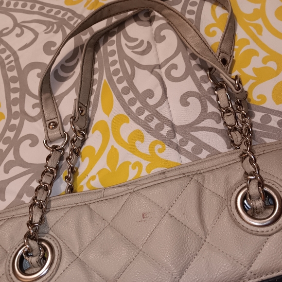 SOLD Nine west Purse - Picture 4 of 8